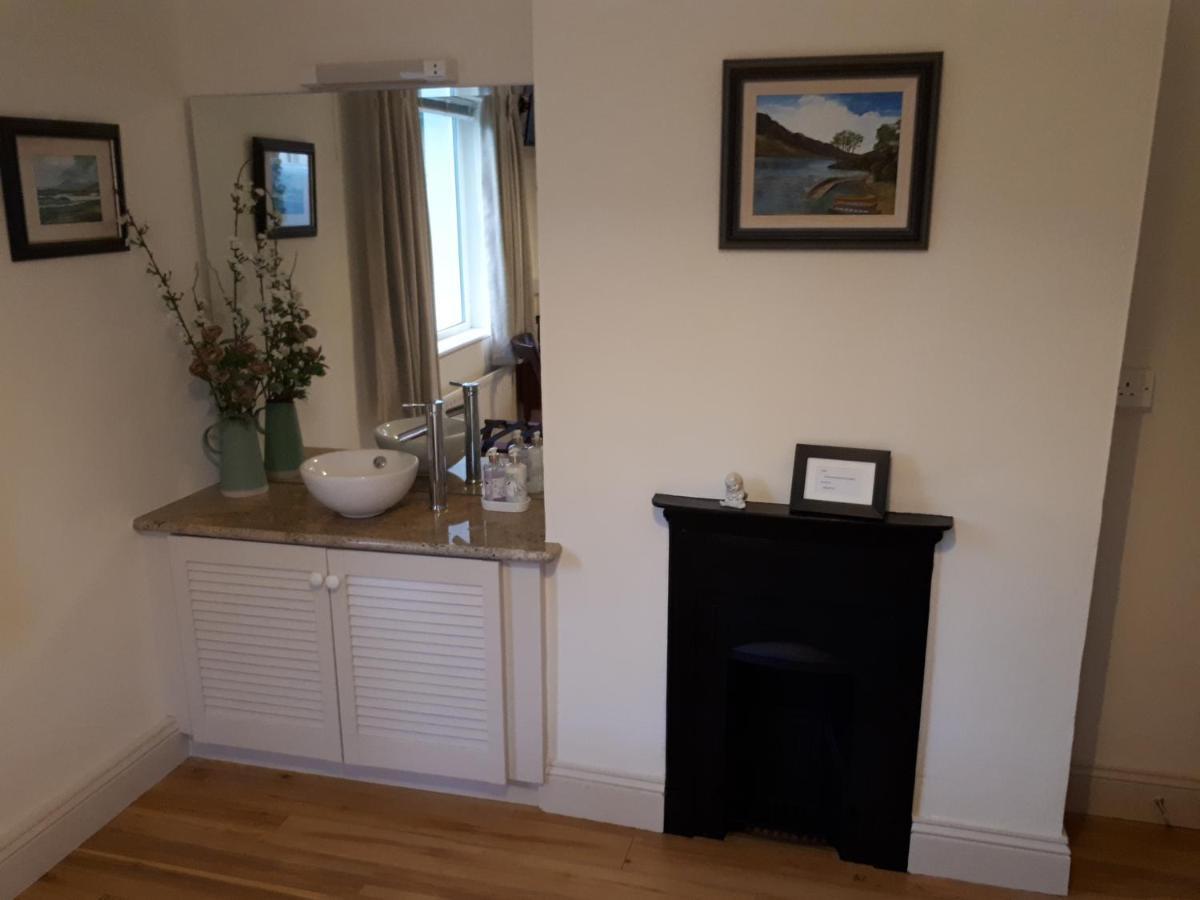 Conways B&B Claremorris Ngoại thất bức ảnh